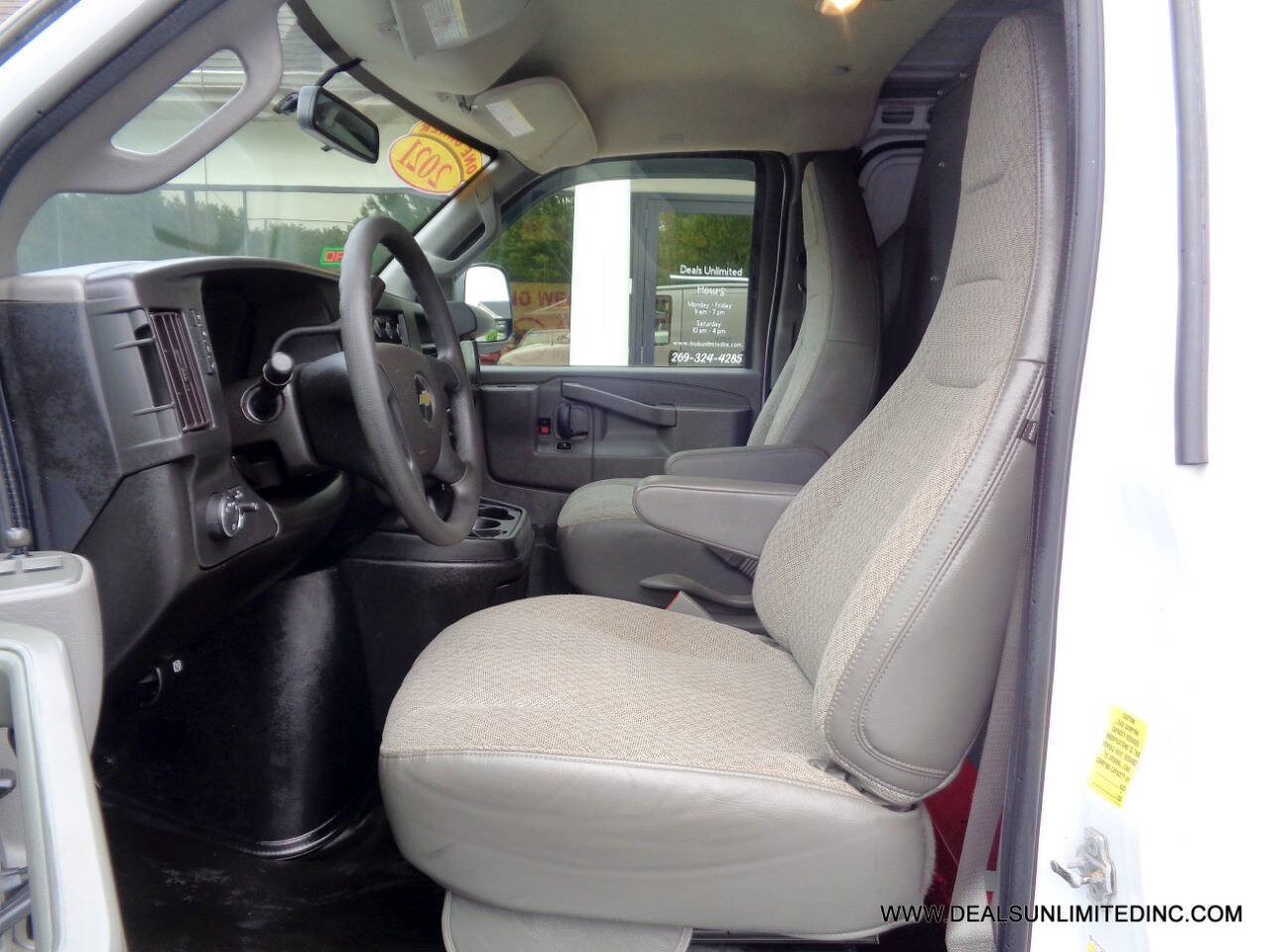 Used 2021 Chevrolet Express 2500 image 8