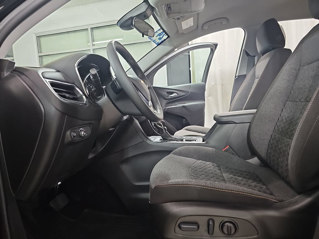 Certified 2024 Chevrolet Equinox LT AWD/4WD image 19