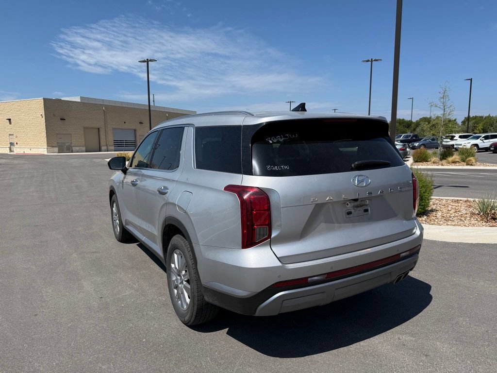 Used 2025 Hyundai Palisade SEL FWD image 5