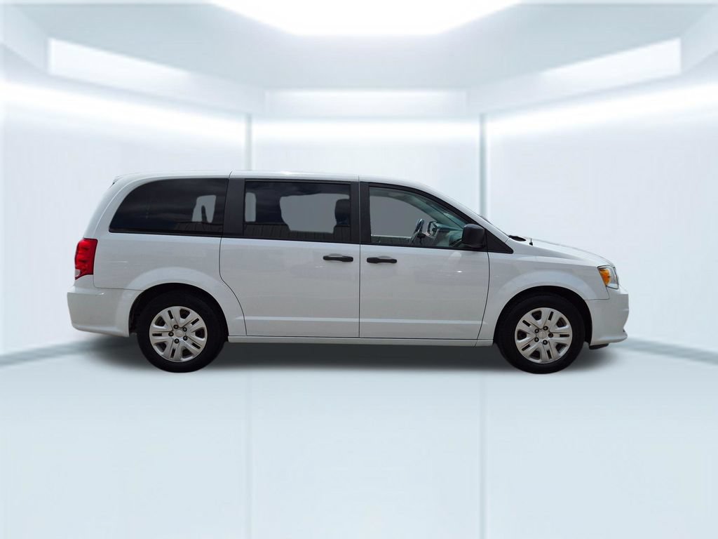 Used 2019 Dodge Grand Caravan SE FWD image 7