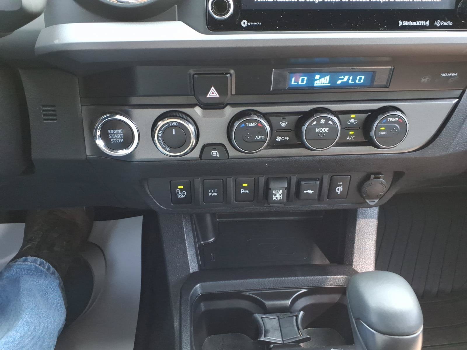 Used 2023 Toyota Tacoma TRD Off-Road w/ Advanced Technology Package AWD/4WD image 14
