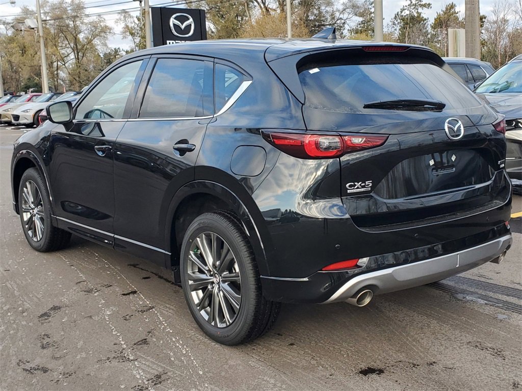 New 2025 MAZDA CX-5 Signature image 2