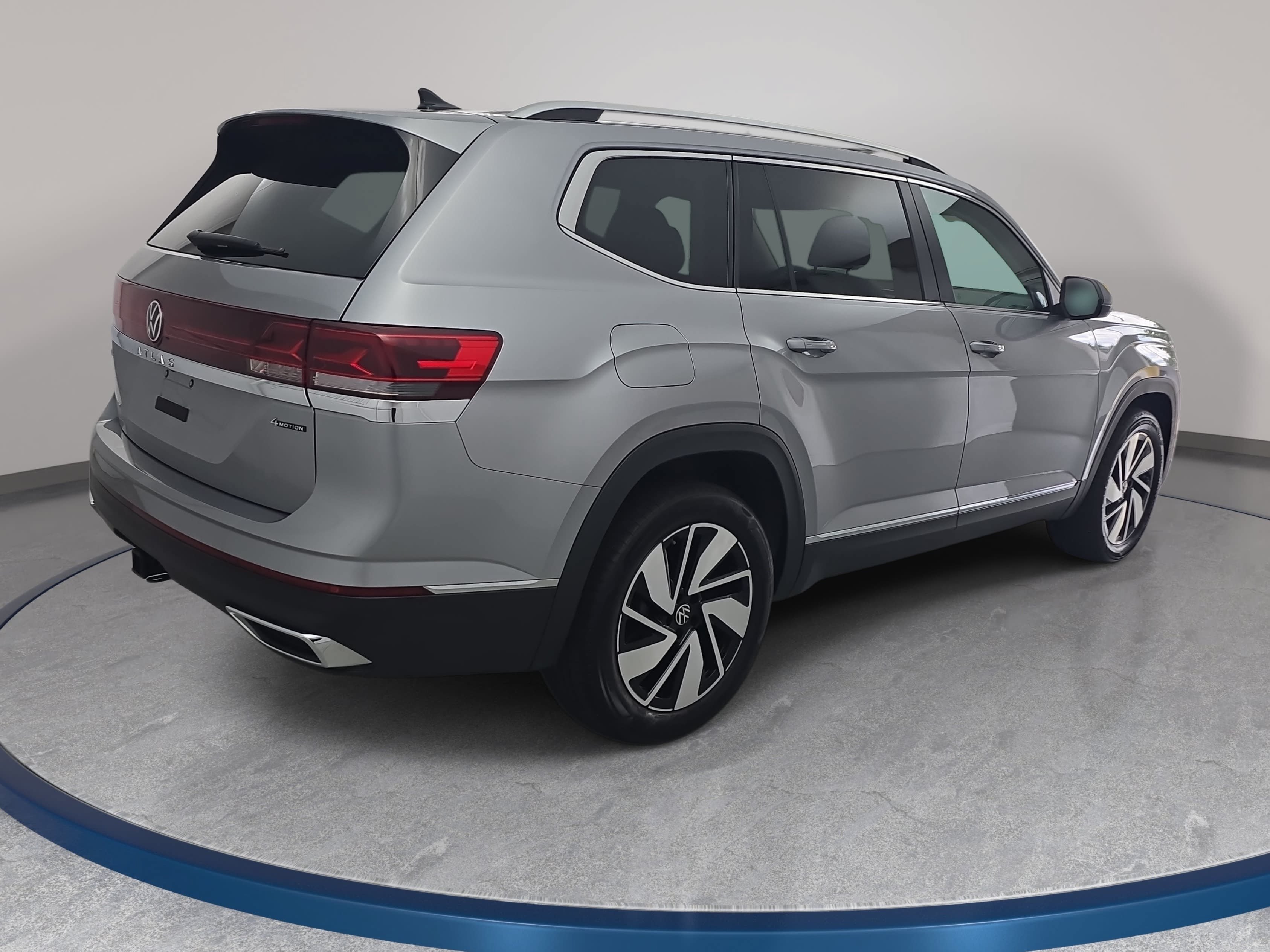 Certified 2025 Volkswagen Atlas SEL AWD/4WD image 5