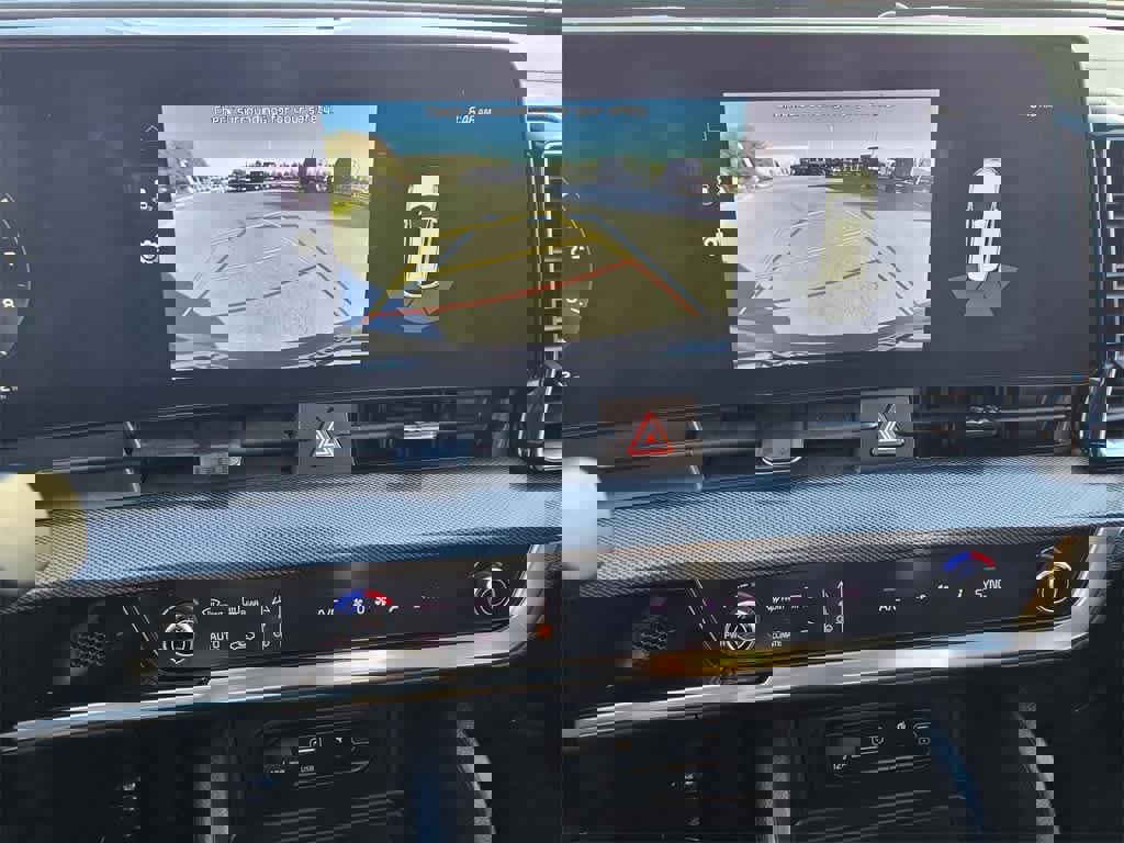 Used 2023 Kia Sportage SX image 18