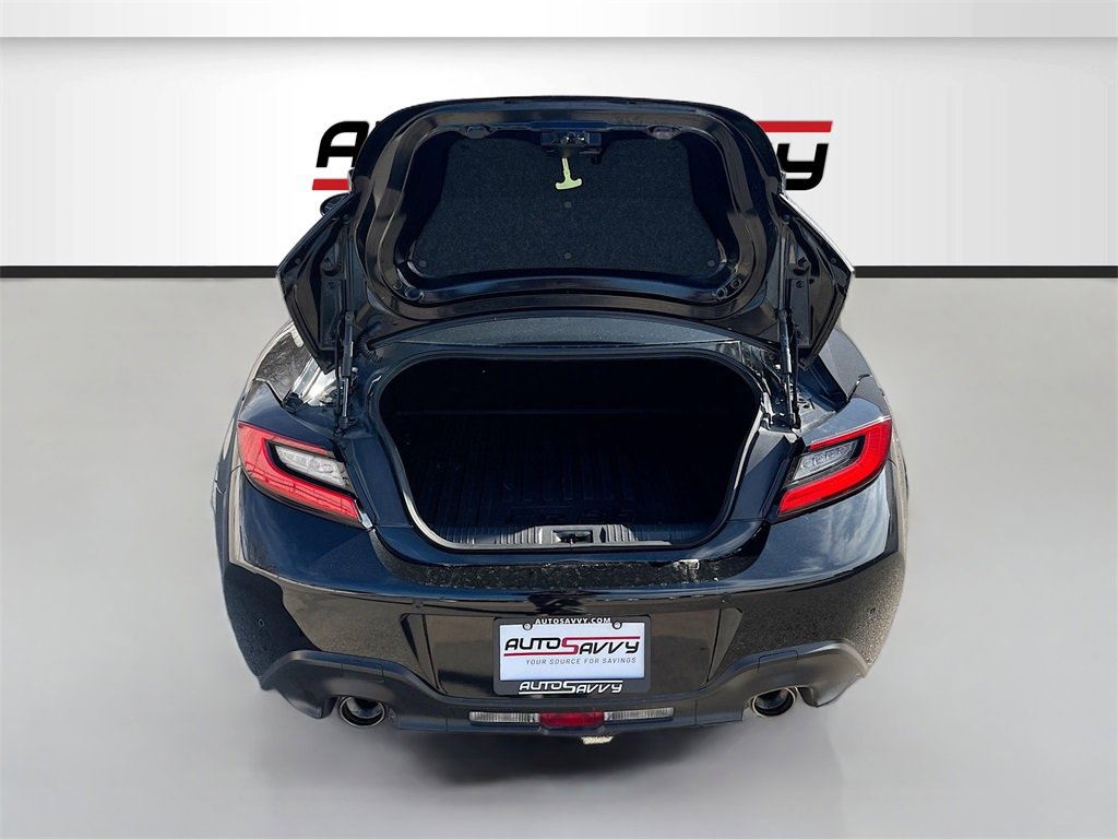 Used 2024 Toyota GR86 Base image 23