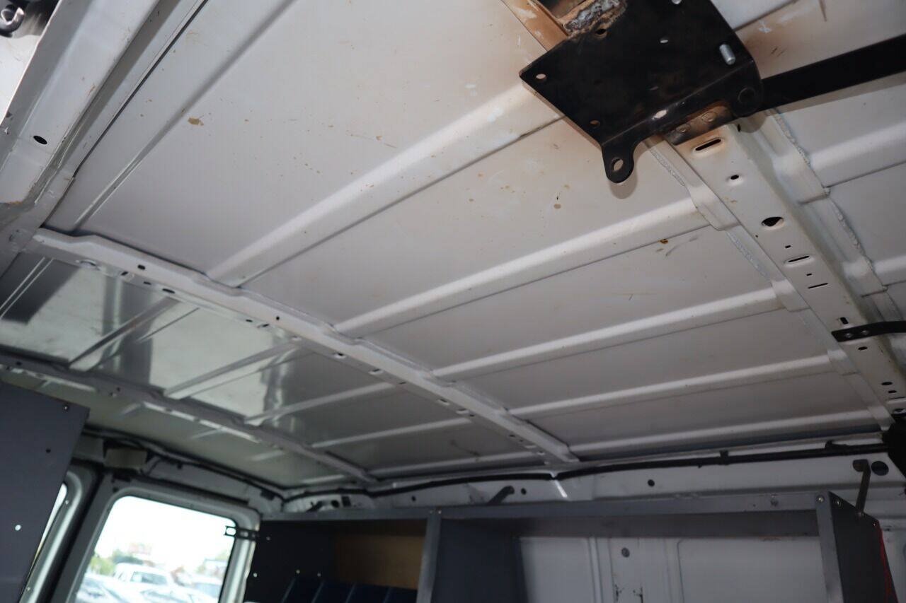 Used 2013 Ford E-250 and Econoline 250 w/ Commercial Cargo Van Pkg RWD image 22