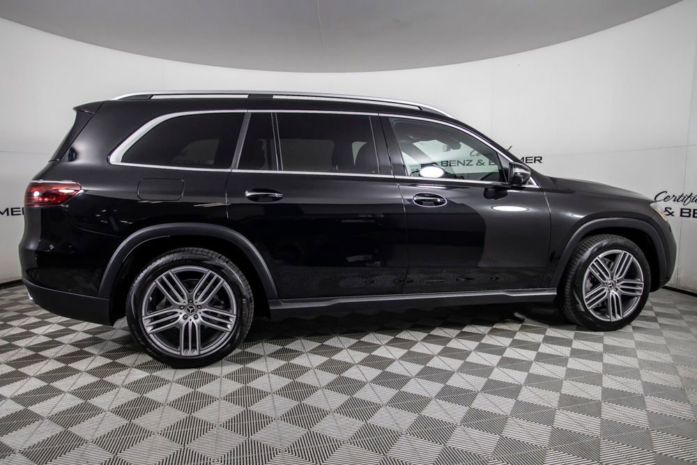 Used 2025 Mercedes-Benz GLS 450 4MATIC image 22