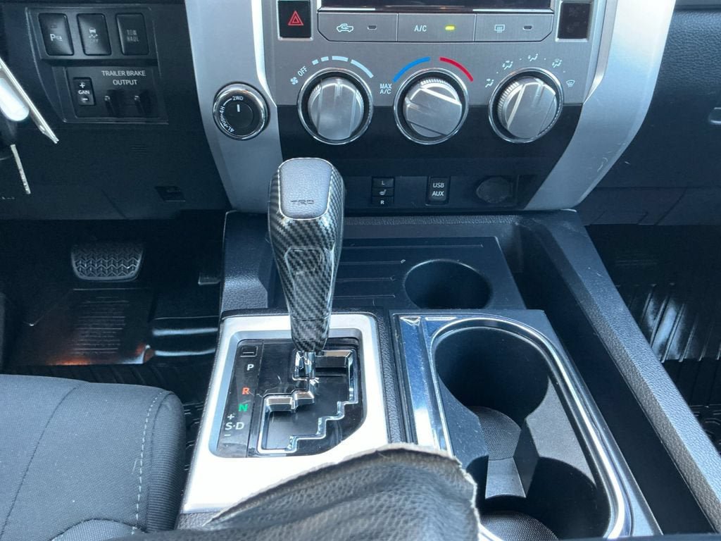 Used 2019 Toyota Tundra SR5 AWD/4WD image 13