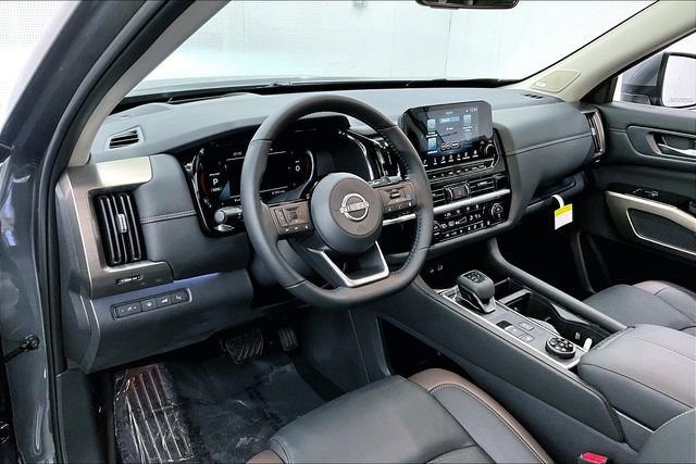 New 2025 Nissan Pathfinder Platinum w/ Lighting Package (N93) image 7