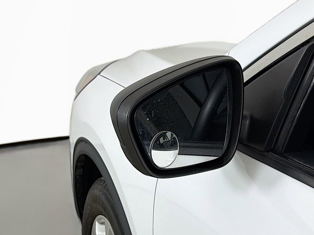 Used 2022 Ford Escape SE image 27