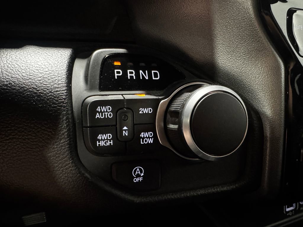 Used 2025 RAM 1500 Big Horn AWD/4WD image 36