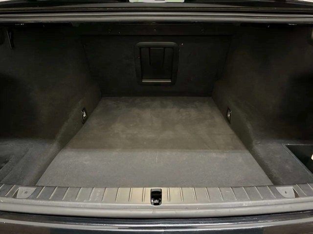 Used 2017 BMW 740i RWD image 11