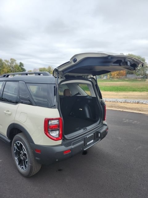 New 2025 Ford Bronco Sport Outer Banks w/ Outer Banks Tech Package+ AWD/4WD image 23