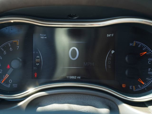 Used 2015 Jeep Grand Cherokee Summit AWD/4WD image 31