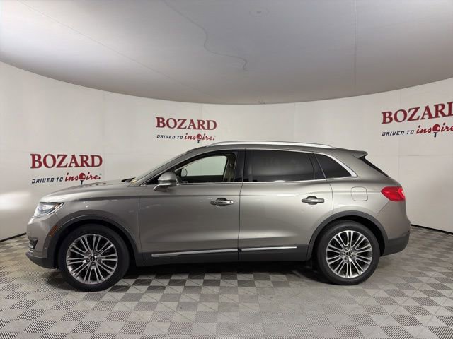 Used 2016 Lincoln MKX Reserve w/ Luxury Package FWD image 5