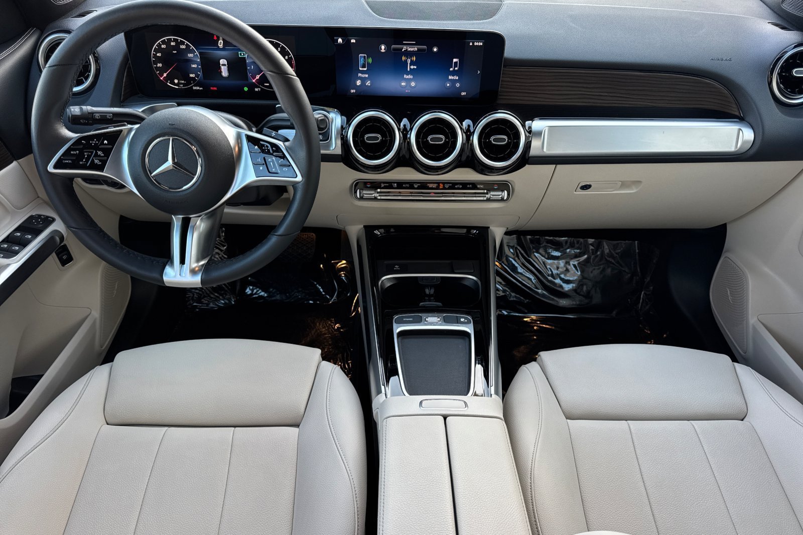 Certified 2026 Mercedes-Benz GLB 250 image 16