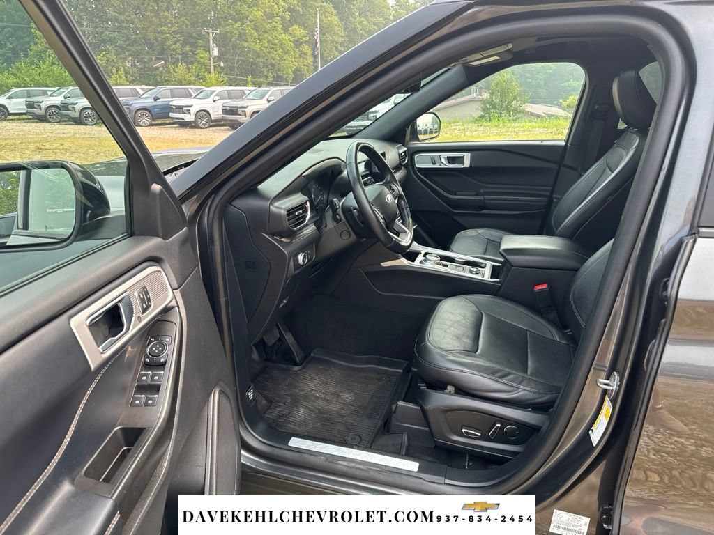Used 2020 Ford Explorer Limited AWD/4WD image 10