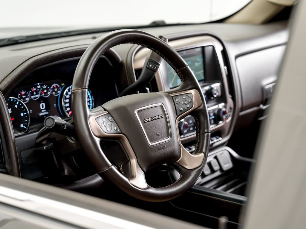 Used 2018 GMC Sierra 1500 Denali AWD/4WD image 9