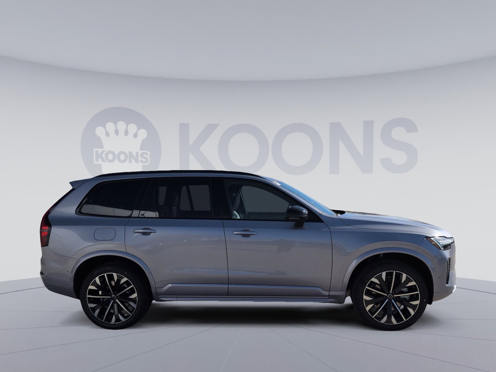 New 2026 Volvo XC90 B6 Ultra w/ Protection Package Premier image 8