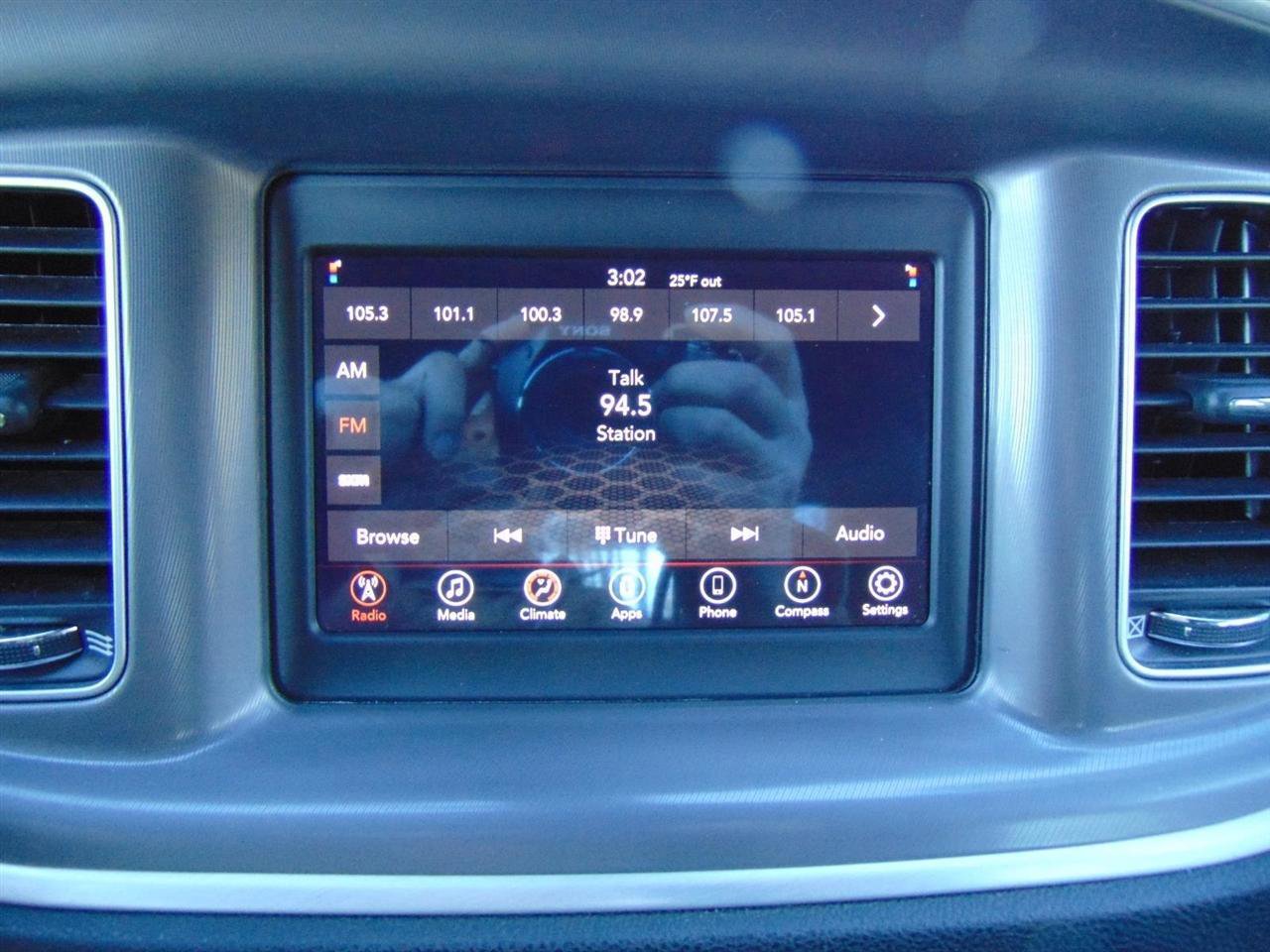 Used 2022 Dodge Charger SXT image 20