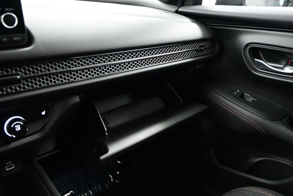 Used 2025 Honda HR-V Sport image 18