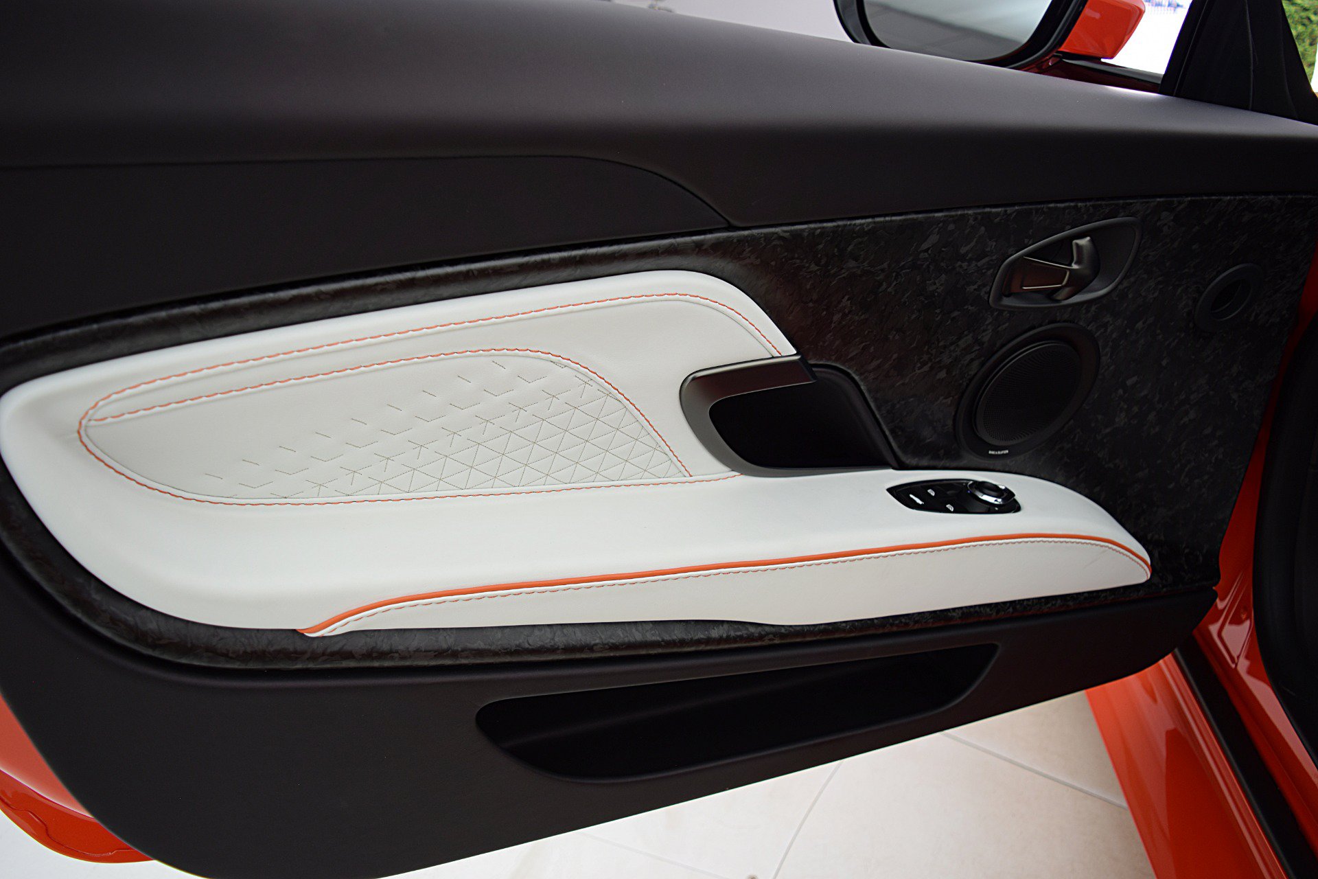 Used 2023 Aston Martin DBS Superleggera Volante RWD image 52
