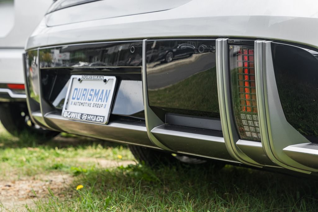 New 2024 Hyundai Ioniq 6 Limited image 7