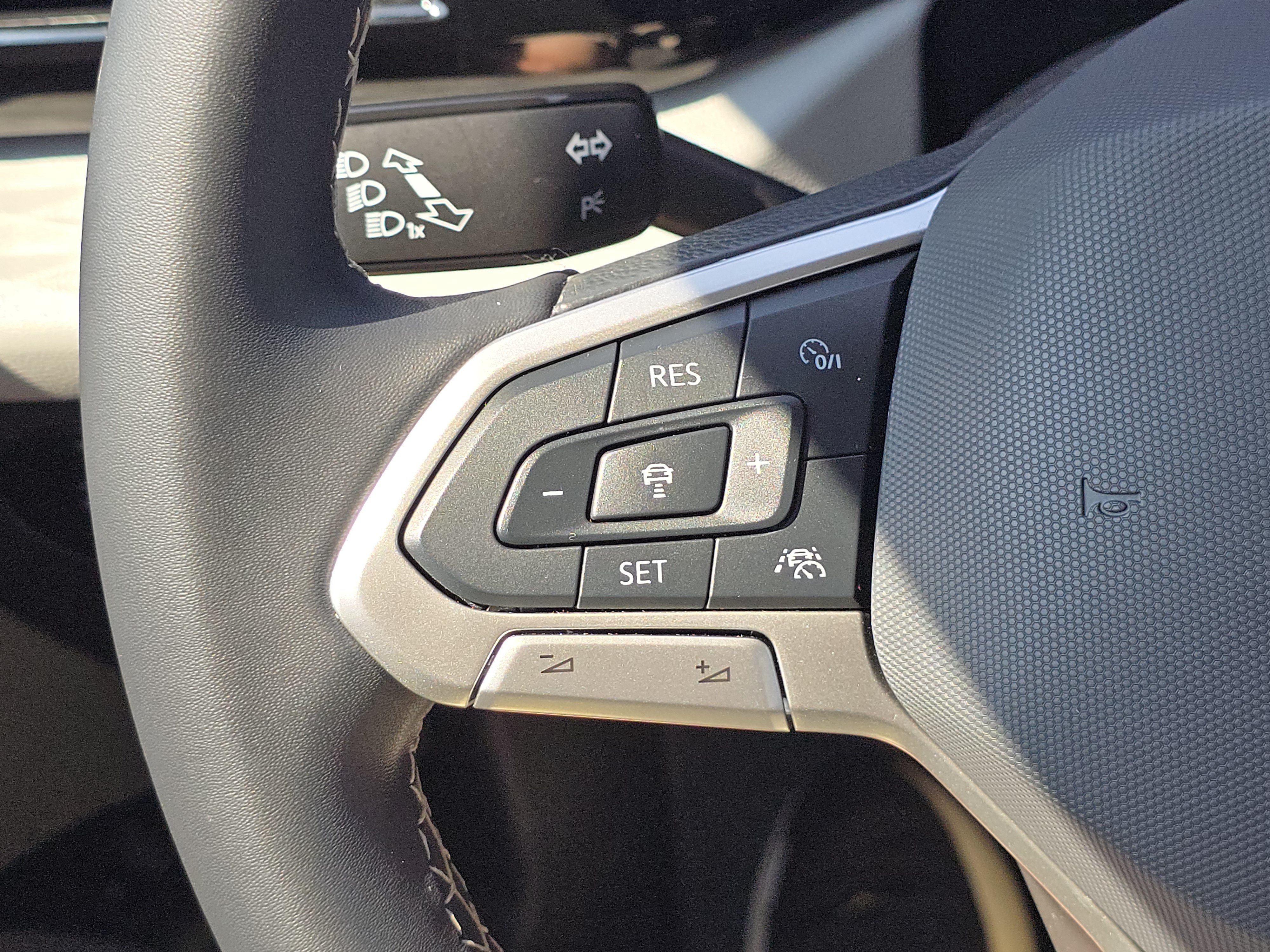 Certified 2024 Volkswagen Taos S FWD image 26