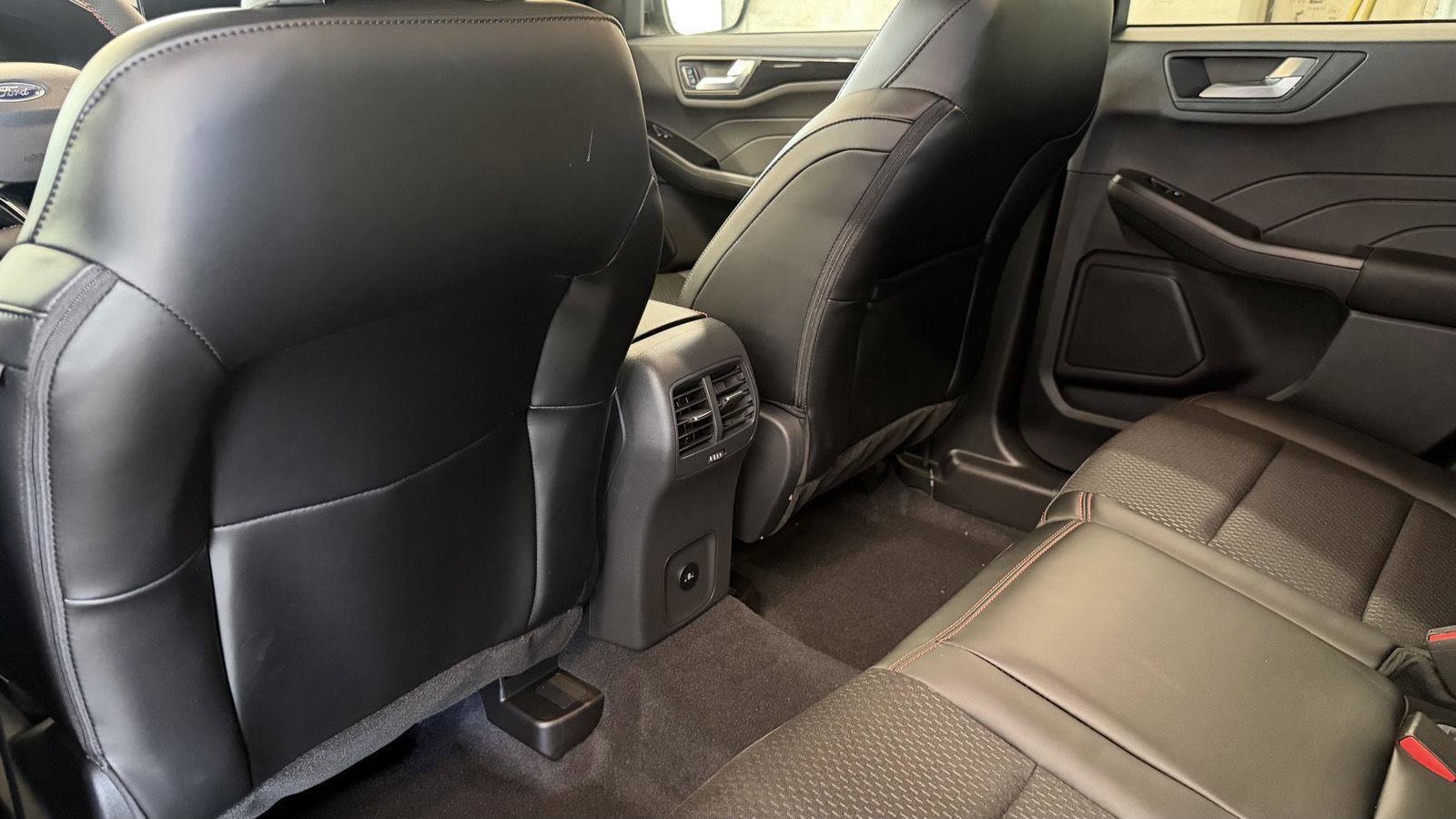 New 2026 Ford Escape ST-Line w/ Tech Pack #1 image 20