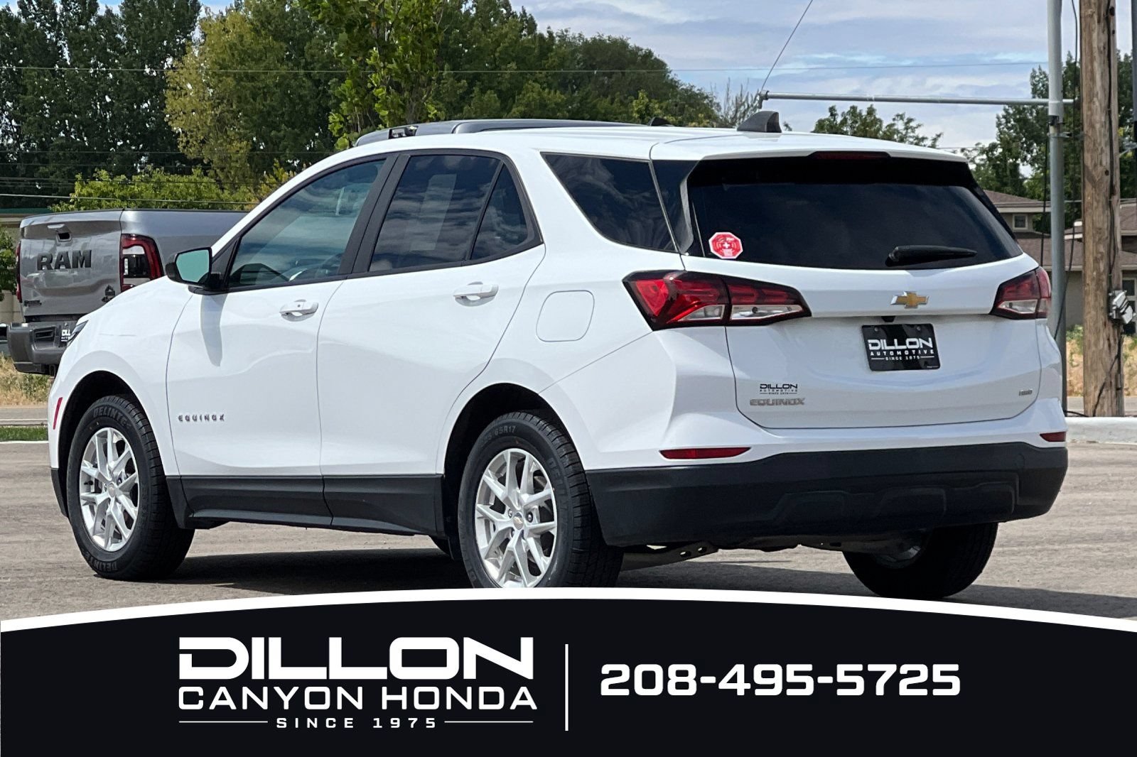 Used 2022 Chevrolet Equinox LS w/ LS Convenience Package AWD/4WD image 6