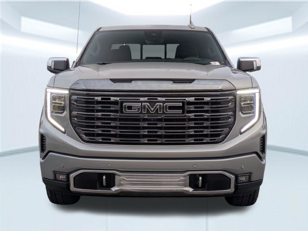 Used 2024 GMC Sierra 1500 Denali Ultimate AWD/4WD image 8