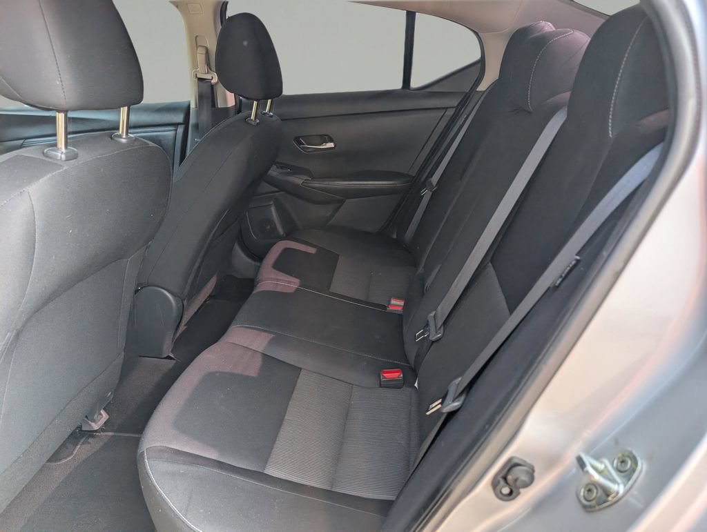 Used 2020 Nissan Sentra SV FWD image 14
