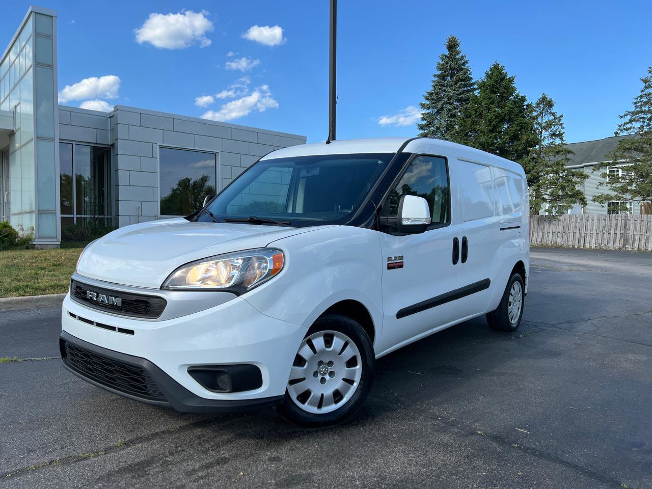 Used 2021 RAM ProMaster City Tradesman SLT FWD image 3