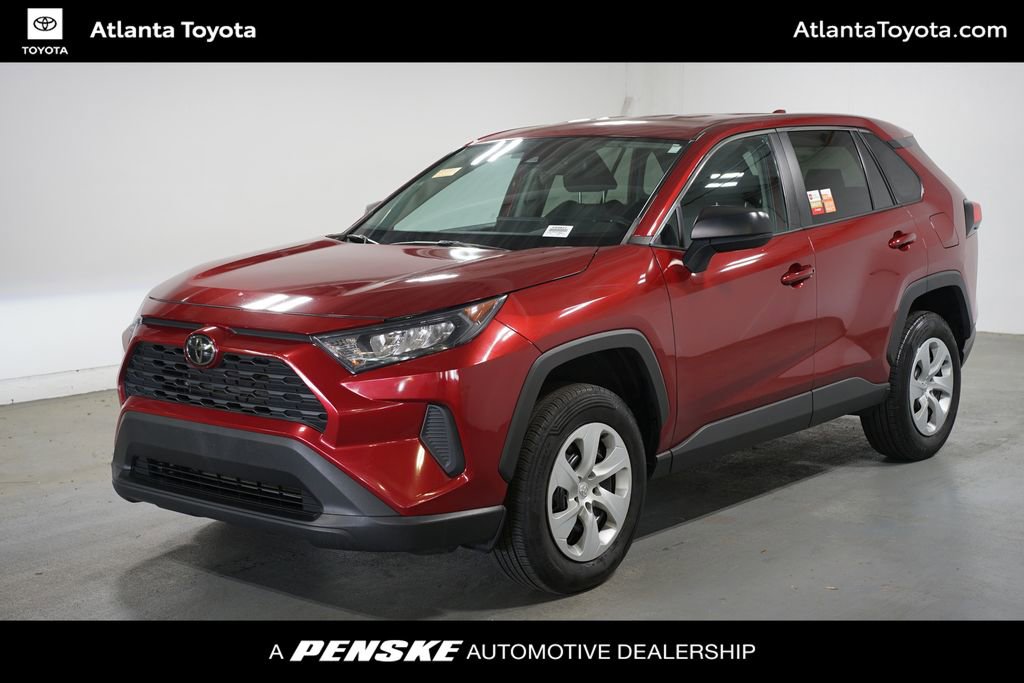 Used 2022 Toyota RAV4 LE image 1
