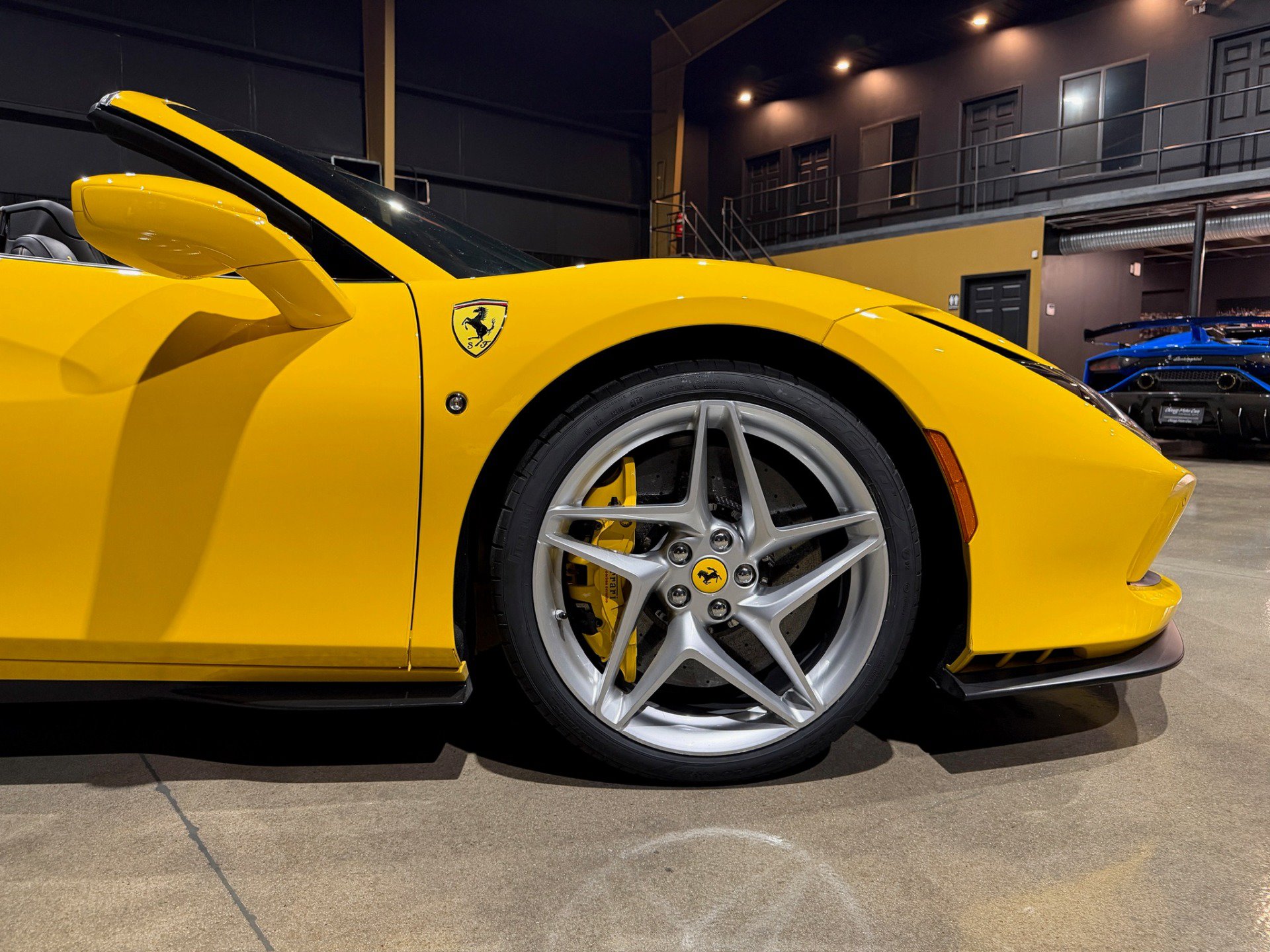 Used 2023 Ferrari F8 Tributo RWD image 13