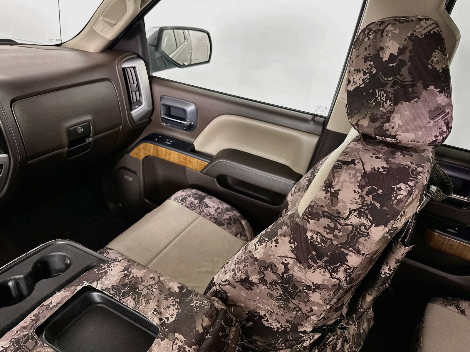 Used 2015 GMC Sierra 1500 SLT w/ SLT Preferred Package AWD/4WD image 26