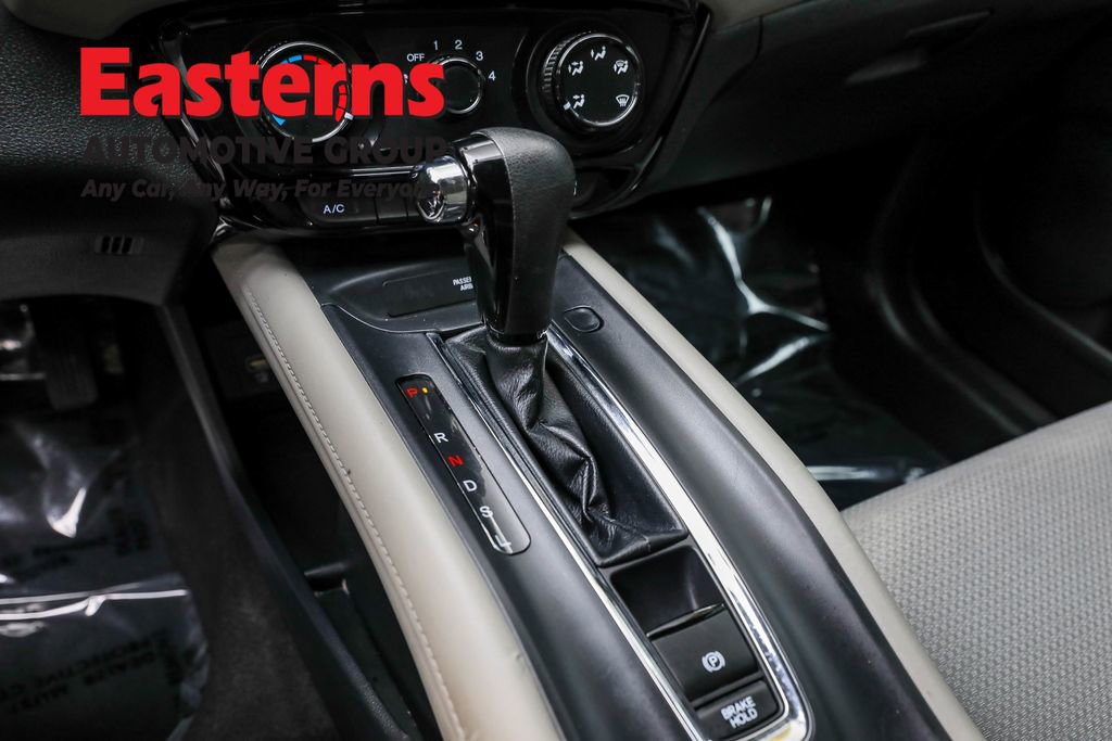 Used 2022 Honda HR-V LX image 13