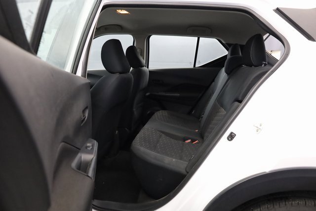 Used 2022 Nissan Kicks S image 23