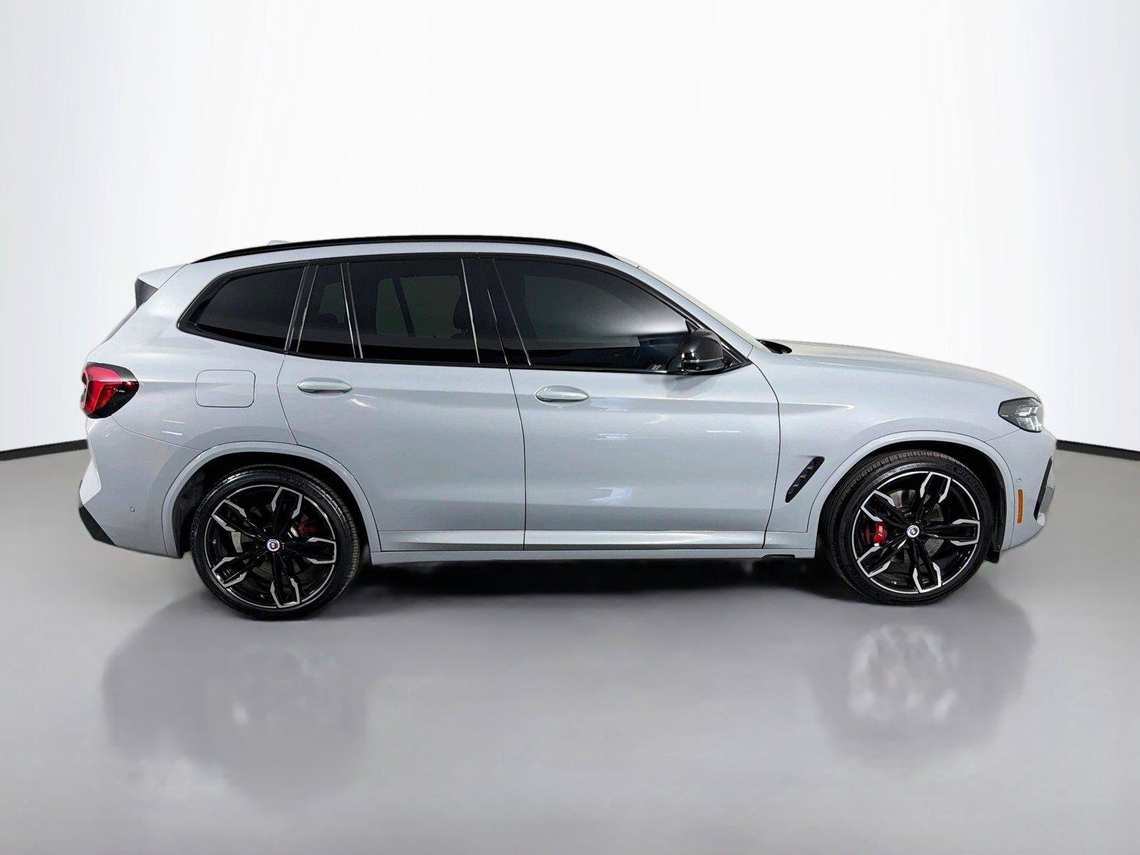 Used 2022 BMW X3 M40i AWD/4WD image 5