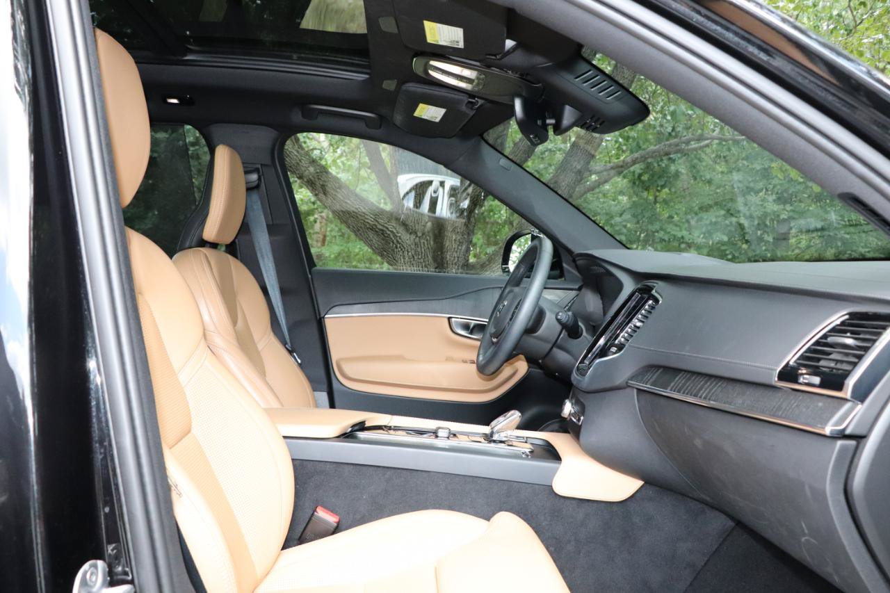 Used 2023 Volvo XC90 T8 Ultimate AWD/4WD image 29