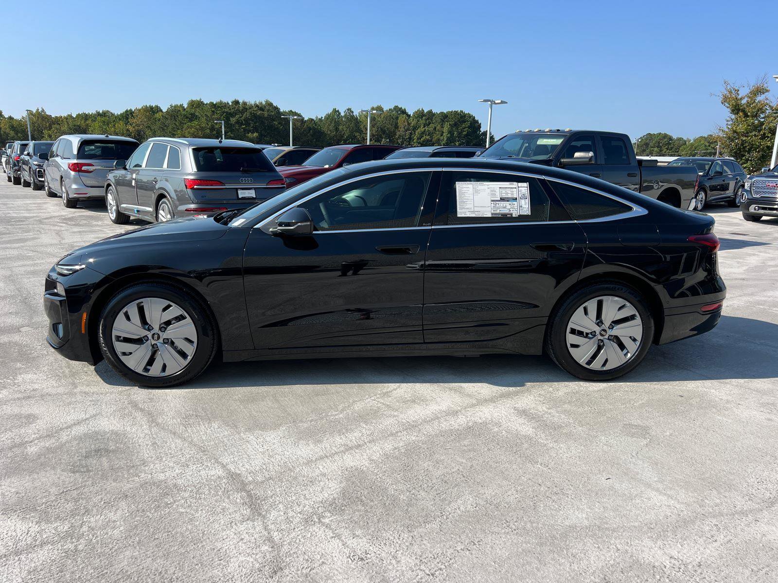 New 2025 Audi A6 e-tron Premium AWD/4WD image 8