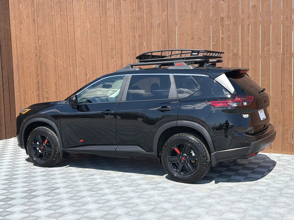 Used 2025 Nissan Rogue SV image 14