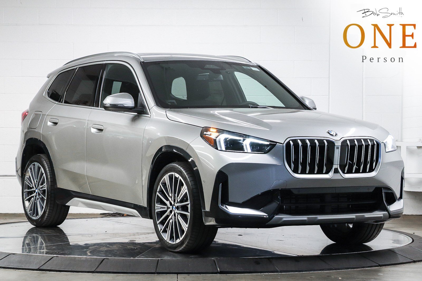 New 2026 BMW X1 xDrive28i w/ Technology Package AWD/4WD image 1