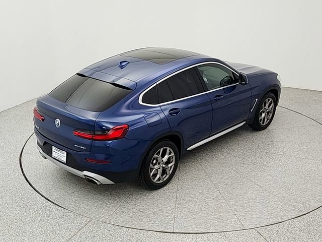 Used 2022 BMW X4 xDrive30i w/ Premium Package 2 AWD/4WD image 39