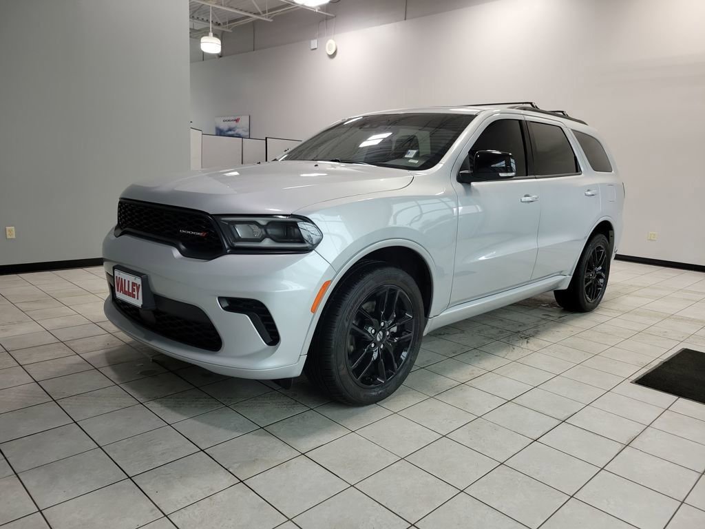 Used 2024 Dodge Durango GT image 3