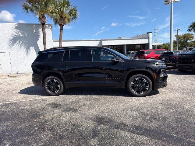 New 2027 Chevrolet Traverse LT w/ Sun and Wheel Package FWD image 13