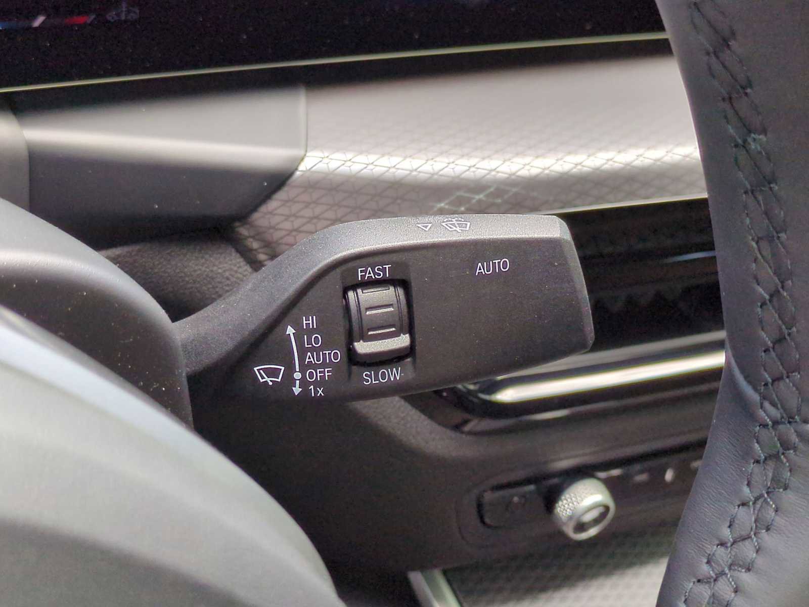 New 2025 BMW 330i xDrive 330i xDrive w/ M Sport Package image 28