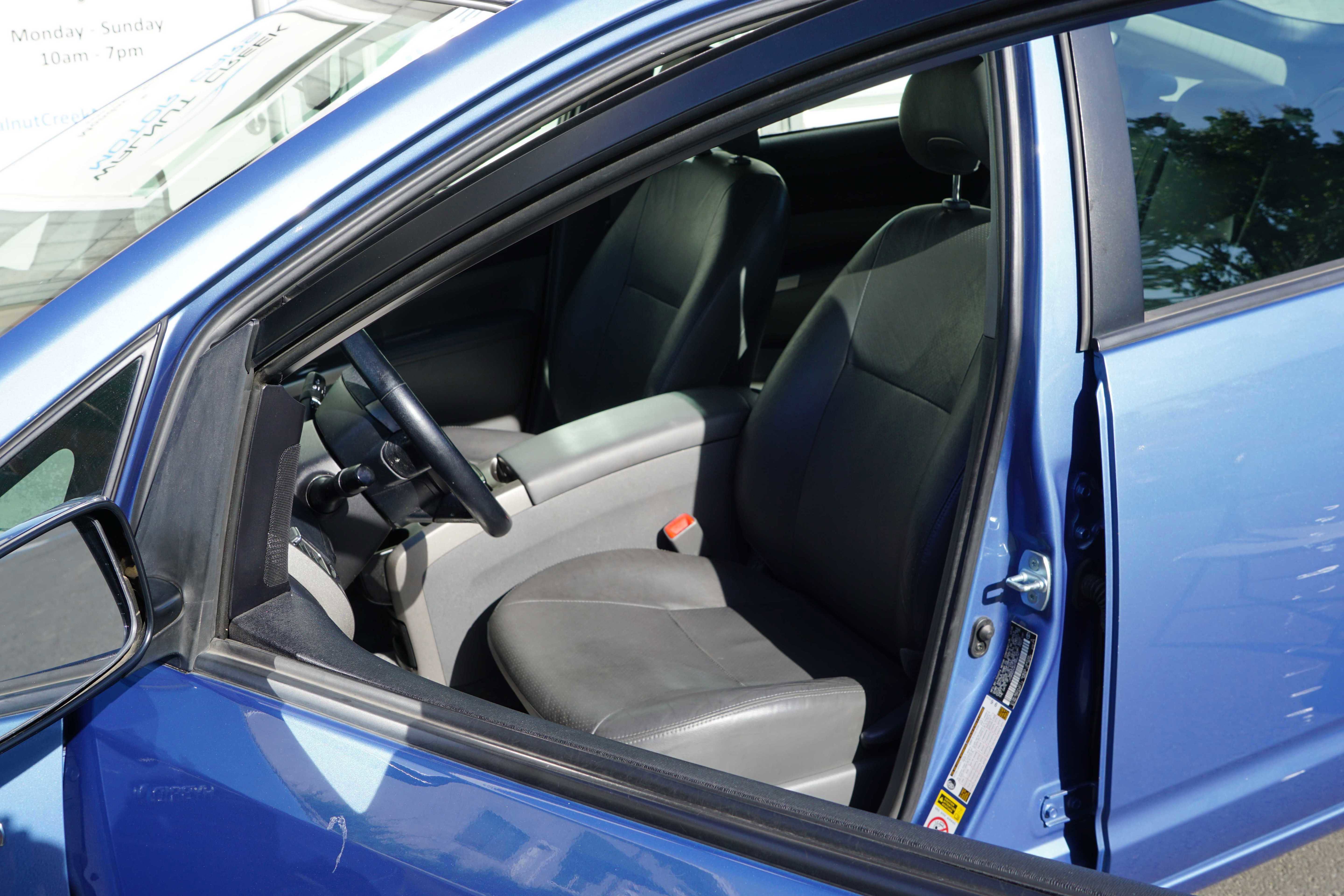 Used 2009 Toyota Prius Touring FWD image 36