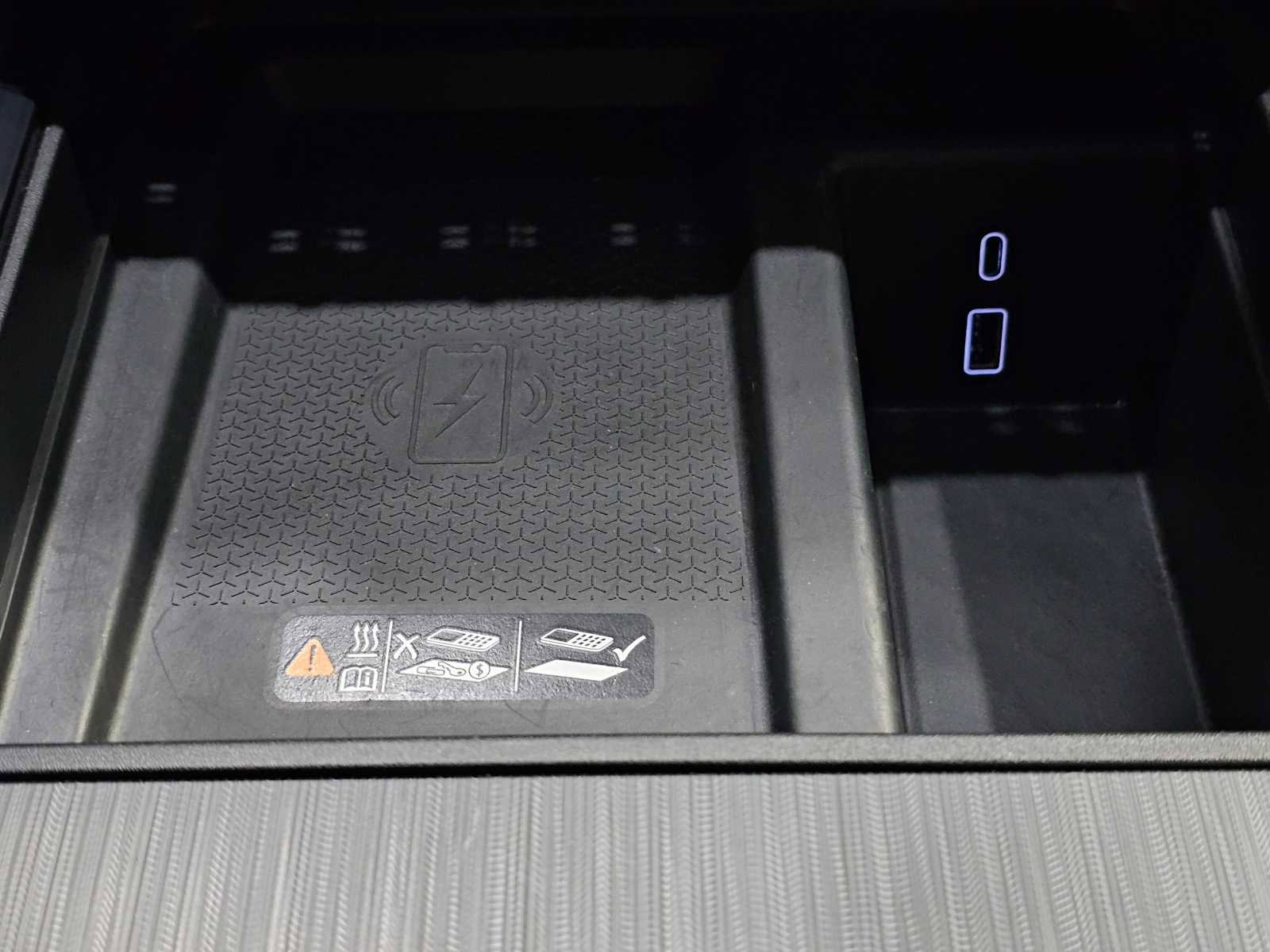 Used 2024 GMC Acadia AT4 w/ Super Cruise Package image 33