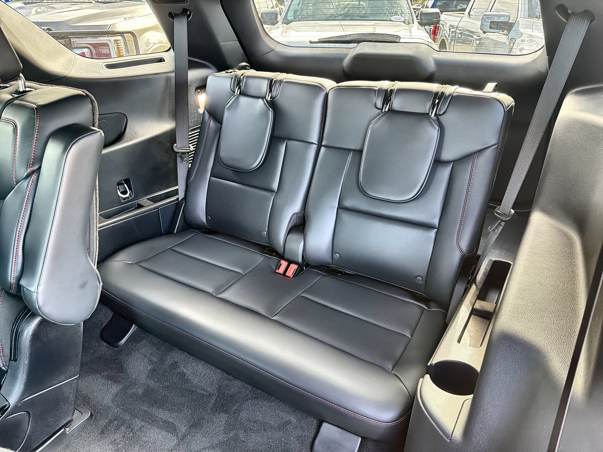 Used 2026 Ford Explorer ST-Line w/ ST-Line Street Pack RWD image 23